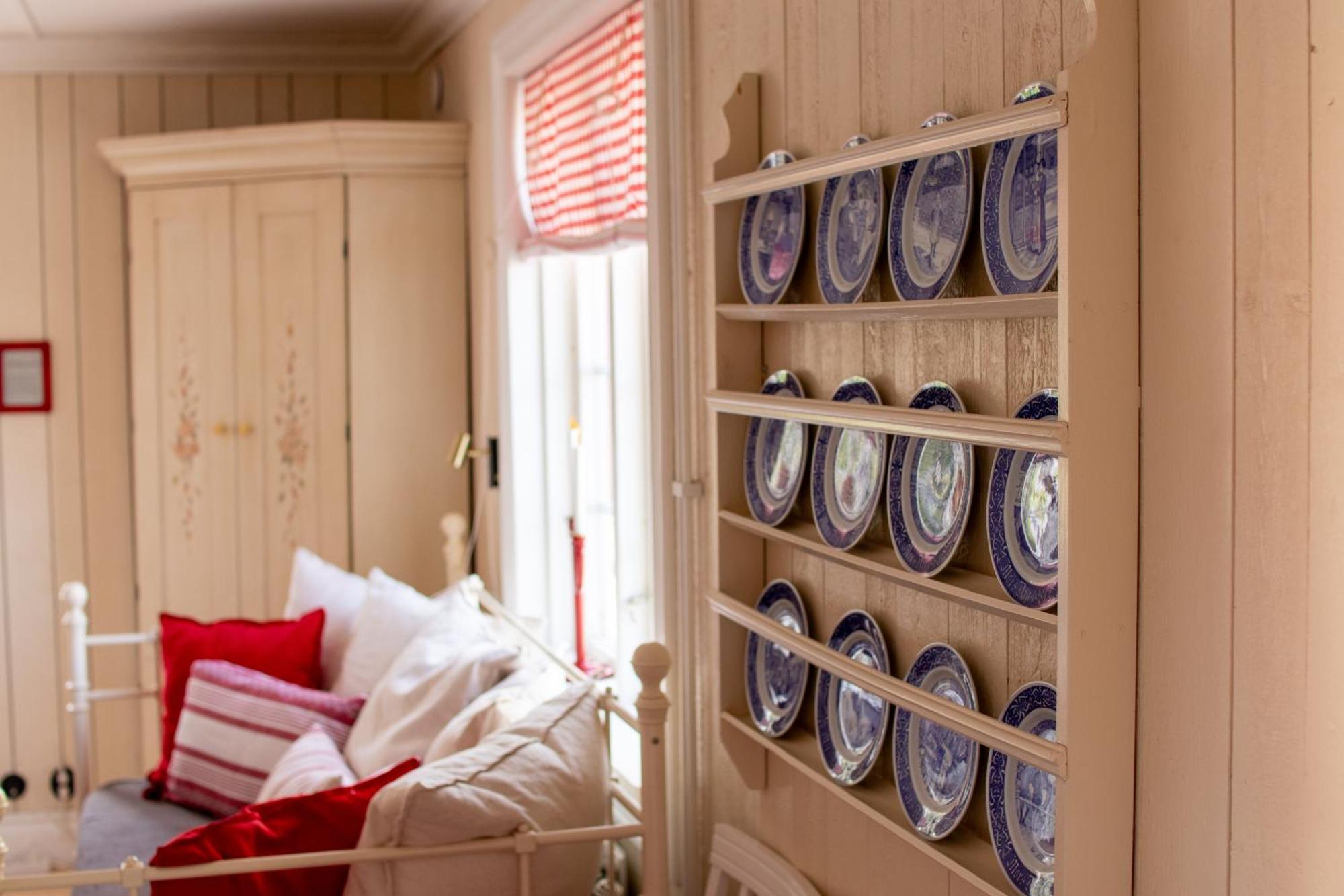 Hem Till Garden Boutique Hotel Вестерос Екстер'єр фото