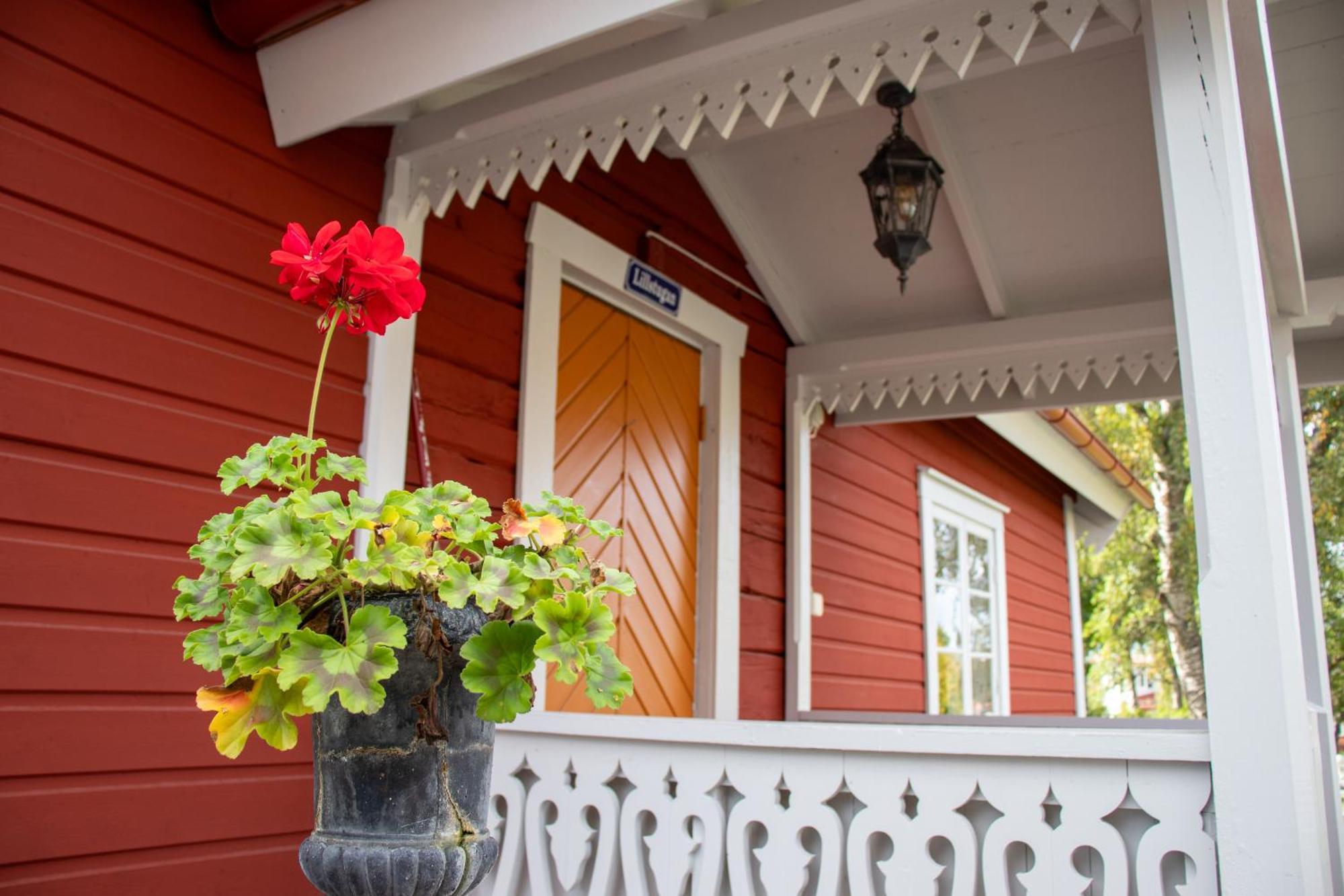 Hem Till Garden Boutique Hotel Вестерос Екстер'єр фото