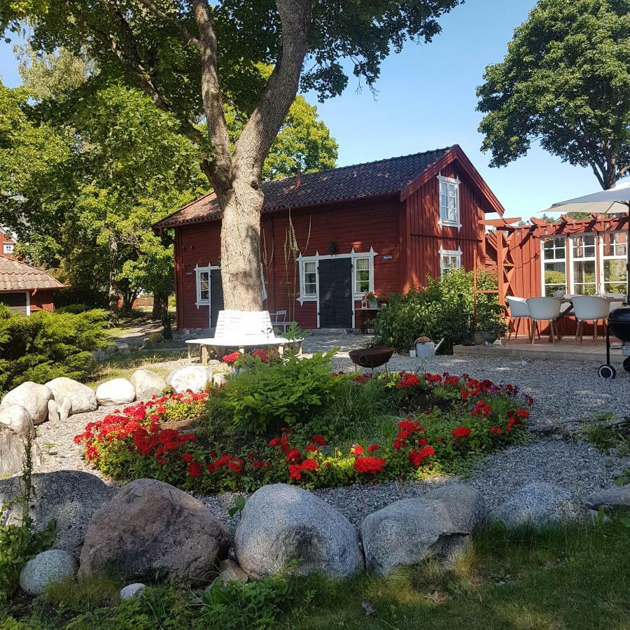 Hem Till Garden Boutique Hotel Вестерос Екстер'єр фото